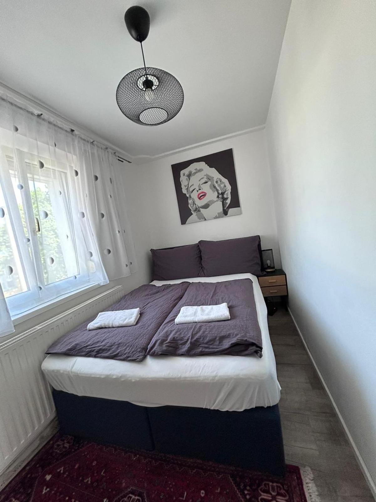 Apartament Labi S *